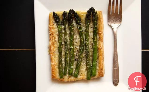 Crostate di asparagi e Gruyère