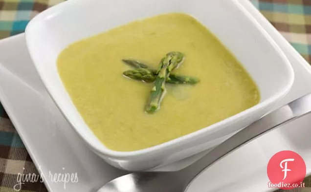 Crema di zuppa di asparagi