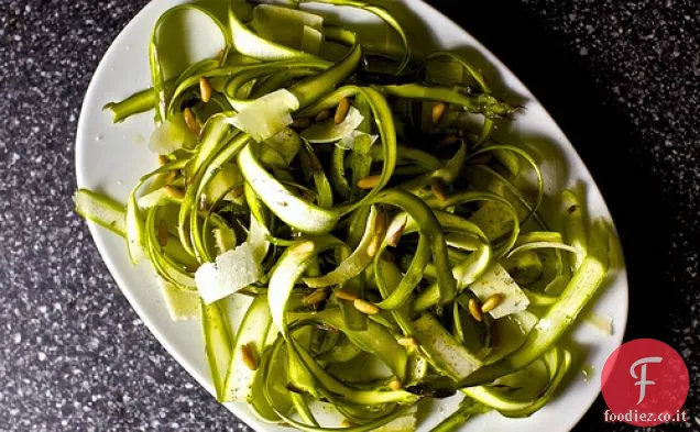 Insalata di asparagi a coste con limone