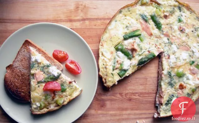 Frittata di salmone, asparagi e aneto