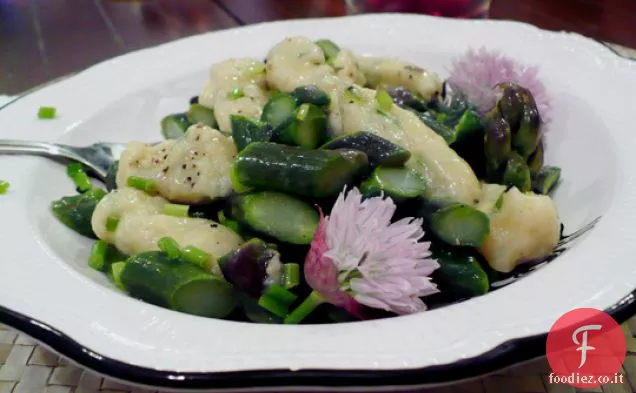 Formaggio di Capra e Gnocchi di Erba Cipollina con Asparagi