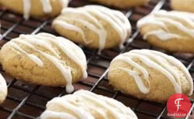 Pasta frolla di zucchero di canna con glassa di anice