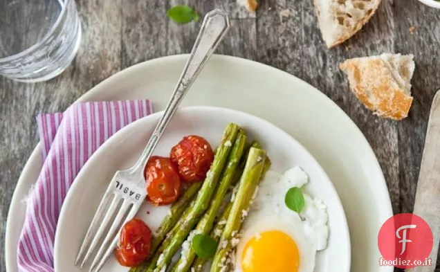 Parmigiano Asparagi Arrostiti, Pomodori e uova