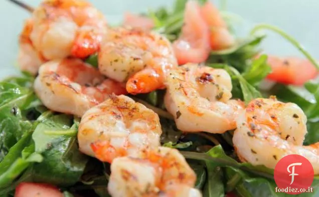 Spiedini di gamberetti all'aglio arrostiti alla griglia