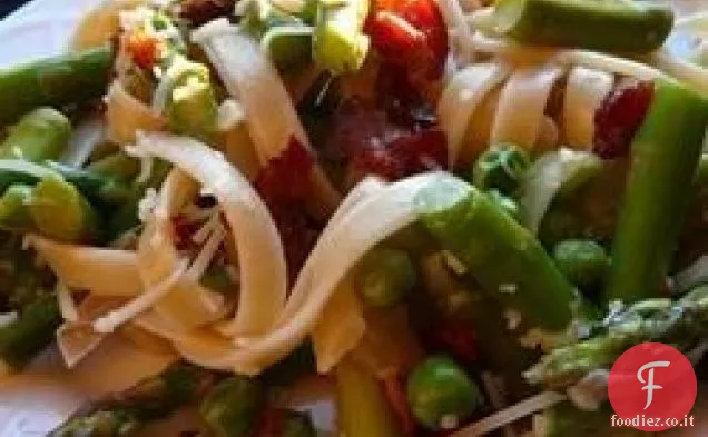 Gradevoli piselli e asparagi