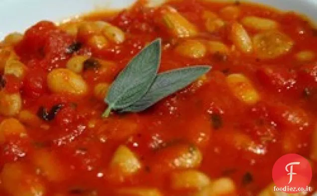 Stufato di fagioli e pomodori con Salvia