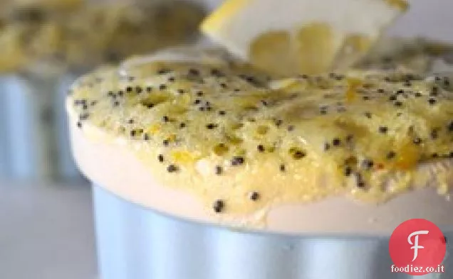 Torta di semi di papavero al limone di cinque minuti