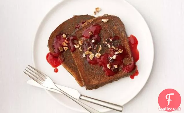 French Toast al Cioccolato e Nocciole con Sciroppo di Lampone