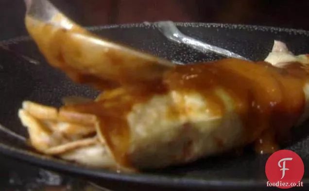 Pollo arrosto con formaggio fuso e sugo