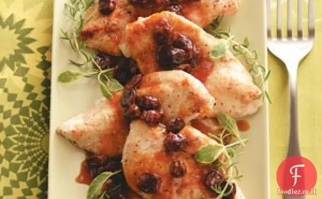 Cotolette di pollo con salsa di agrumi e ciliegie
