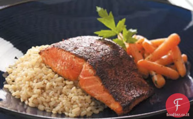 Salmone al peperoncino scottato in padella