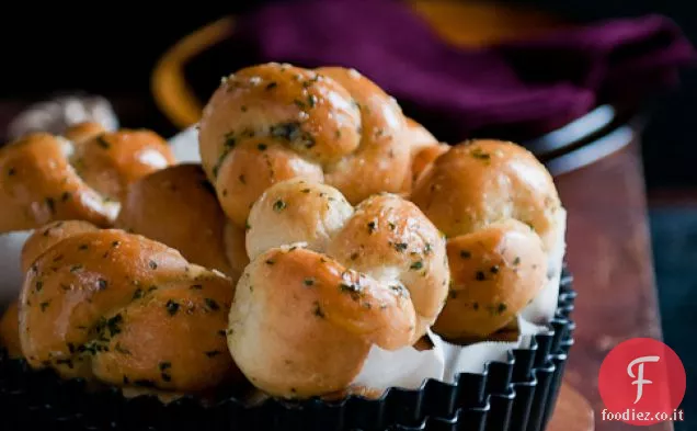 Ricetta del nodo all'aglio