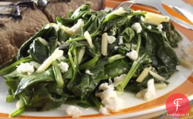 Spinaci e feta soffriggere