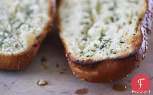 Pane all'aglio