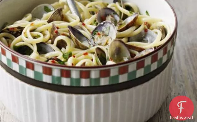Linguine con Vongole, Peperoncino e Aglio