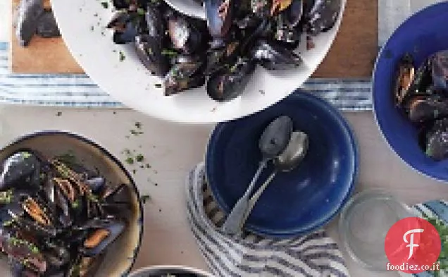 Cozze con Vino Rosso e Aglio arrosto