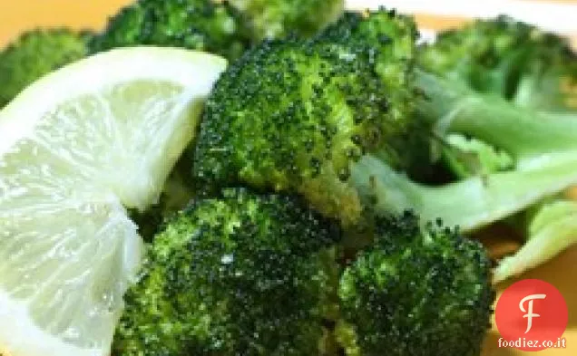 Broccoli in grigliate di pollo arrosto