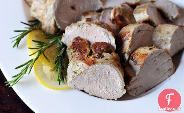 Filetto di maiale arrosto all'aglio e alle erbe