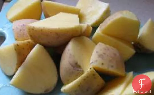 Gorgonzola all'aglio arrosto Patate fracassate