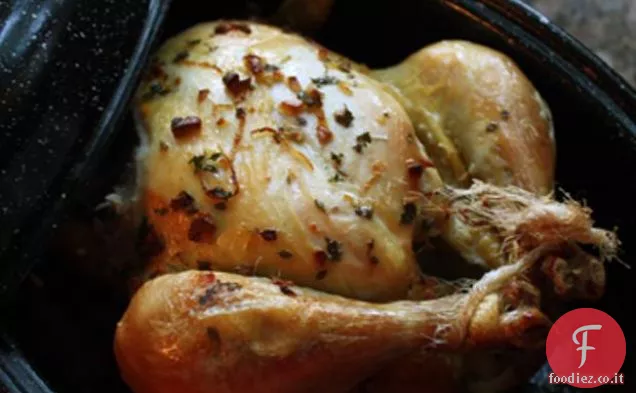 Pollo arrosto facile con limone, timo e aglio