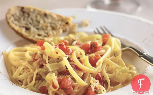 Linguine Con Porro Piccante E Salsa di Pomodoro