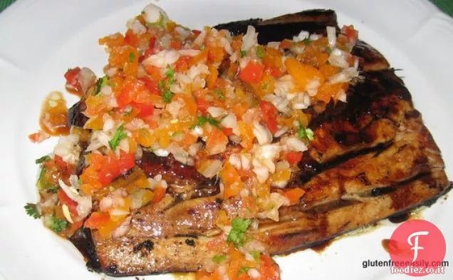 Ginger-Glassato Mahi Mahi con Pico de Gallo