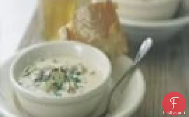 Zuppa di vongole del New England con porri e pancetta