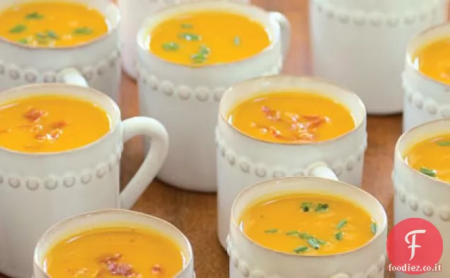 Zuppa di patate dolci con patatine al Prosciutto