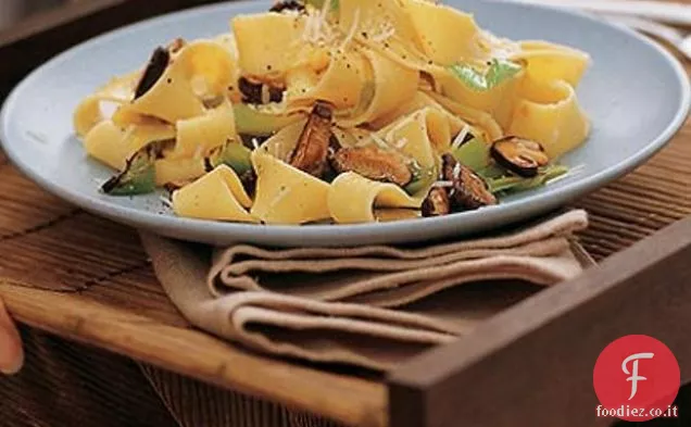 Pappardelle Con Porri e Funghi Shiitake