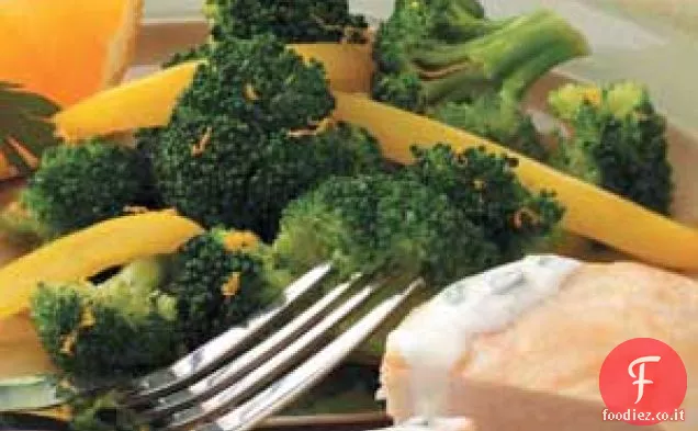 Peperoni gialli e broccoli allo zenzero