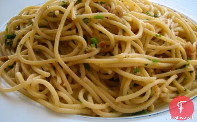 Spaghetti Con Noci e Acciughe