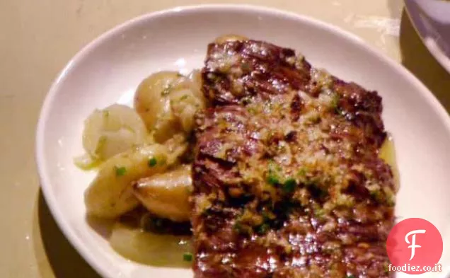 Gonna Alla Griglia Con Pangrattato Alle Erbe E Salsa Alla Bagna Cauda