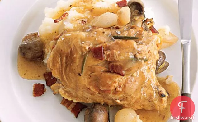 Pollo con pancetta, funghi e cipolle