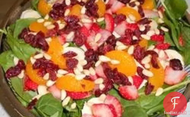 L'insalata di spinaci perfetta per il brunch domenicale