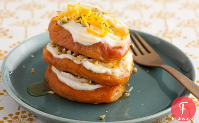 Napoleoni alle pesche e caprino