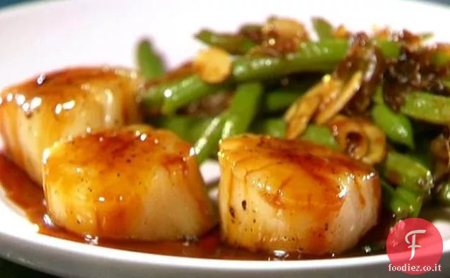 Capesante di mare glassate al caramello