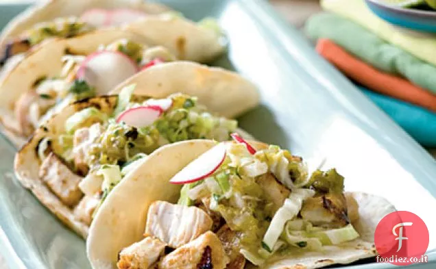 Tacos di pesce con Jicama-Insalata di cavolo coriandolo