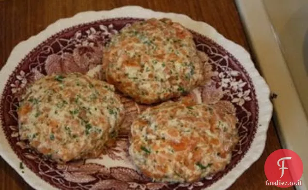 Hamburger di salmone asiatico con scalogno alla griglia
