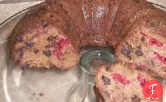 Torta con gocce di ciliegie