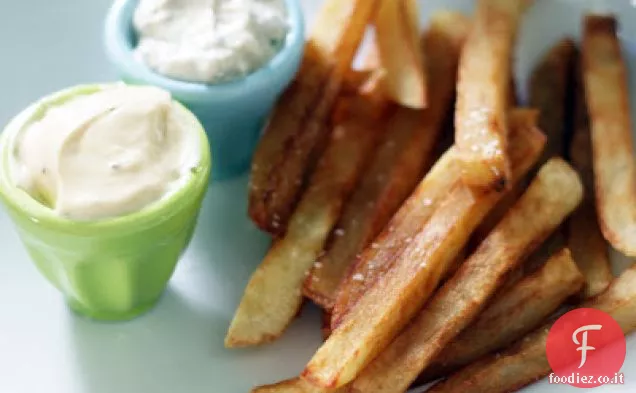 Pommes Frites con due salse per immersione