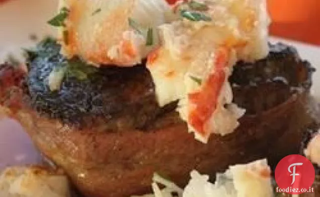 Deliziosi filetti di polpa di granchio scottati in padella