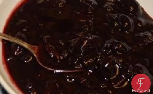 Composta di ciliegie a testa piatta