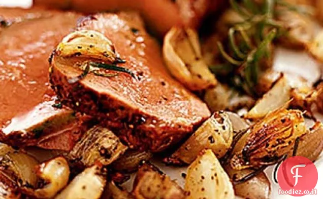 Filetto di Manzo Arrosto con Stilton e Scalogni Croccanti