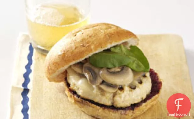 Hamburger di tacchino con salsa barbecue ai mirtilli