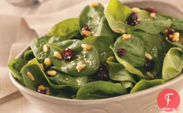 Insalata di spinaci al curry e mirtilli rossi