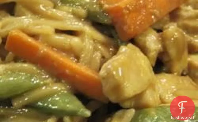 Salsa di arachidi in stile tailandese con miele