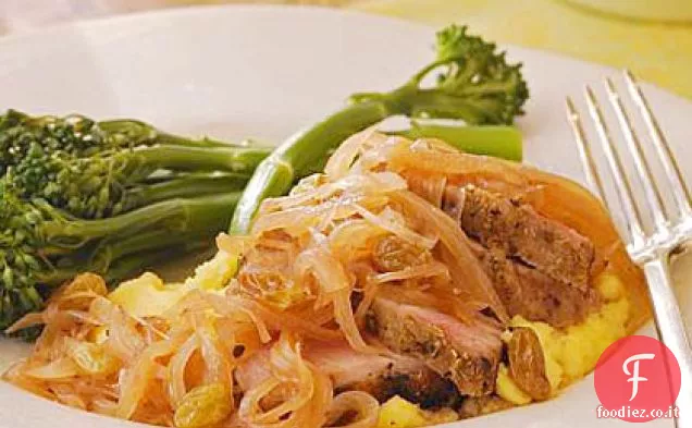 Filetto di maiale strofinato al finocchio con scalogno e Cipolla Agrodolce