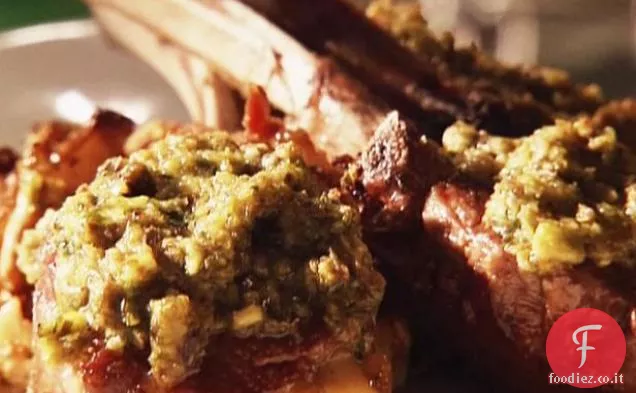 Carré di agnello scottato con tapenade di pistacchi