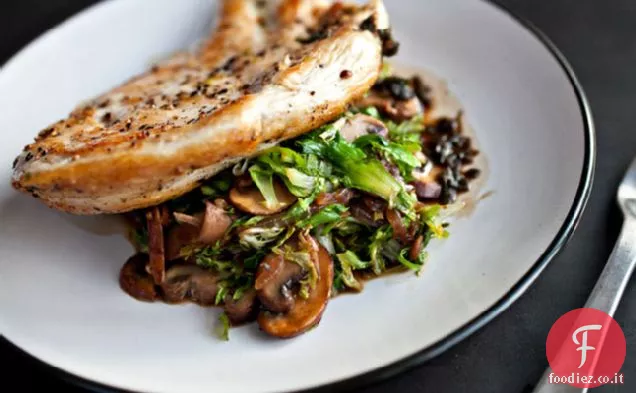 Petti di Pollo con Funghi e Frisée appassita