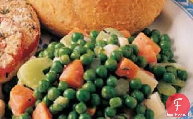 Insalata di piselli colorati